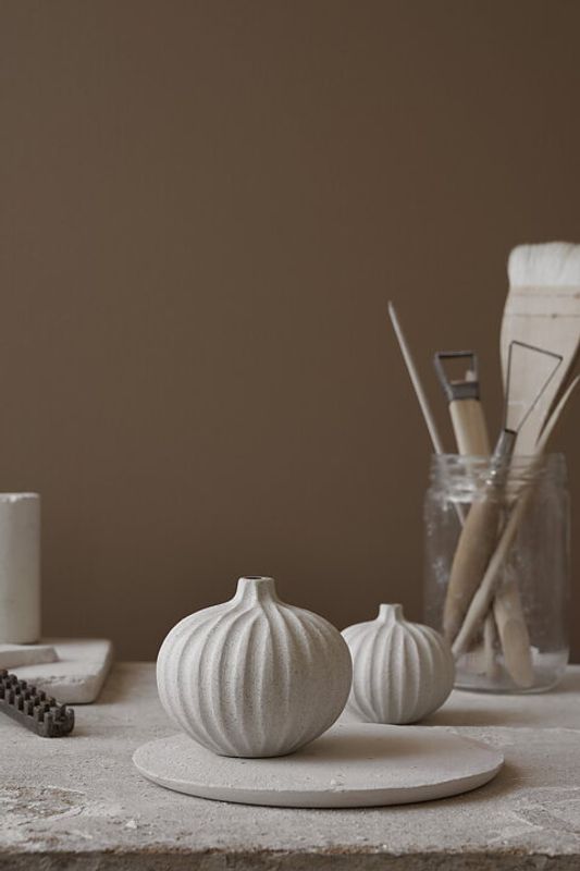 Vase Bari, Small – Sand White Light, Deep Line